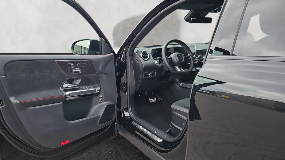 MERCEDES-BENZ GLB GLB 220 d 4-Matic AMG Line 8G-DCT Nowy