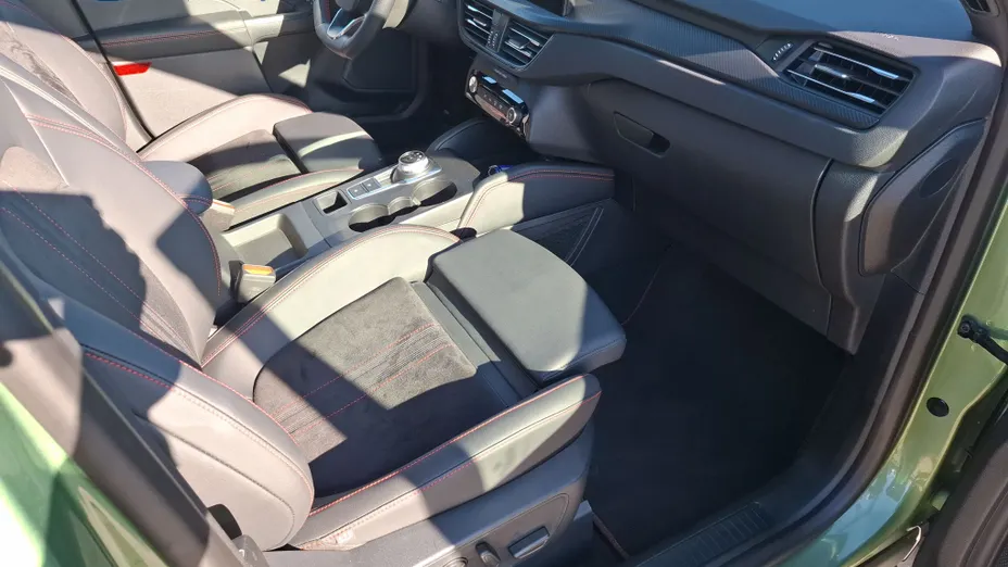 FORD Kuga Kuga 2.5 FHEV AWD ST-Line X eCVT