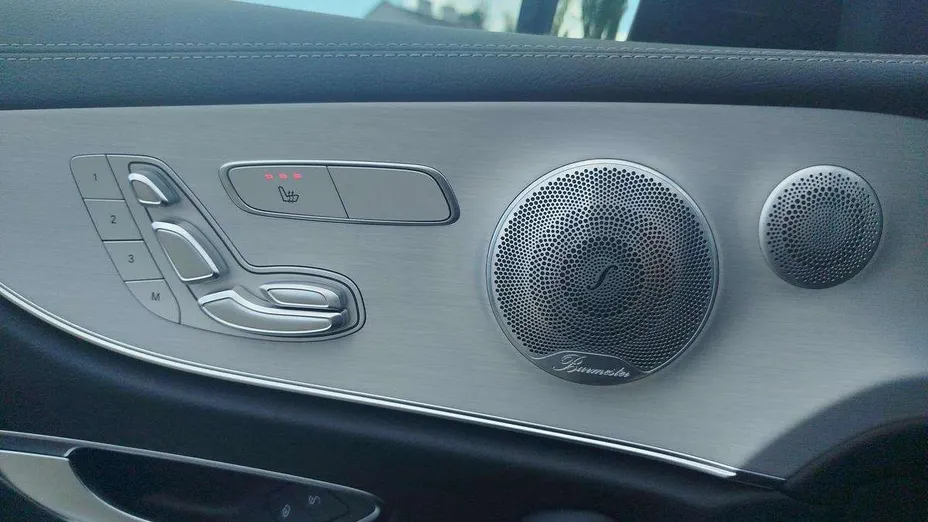 MERCEDES-BENZ E Klasa E 220 d 4-Matic 9G-TRONIC
