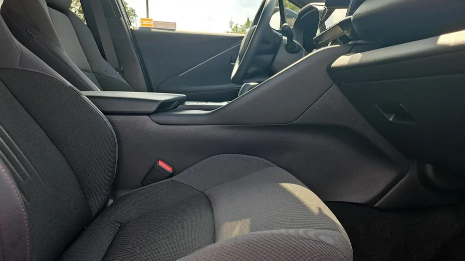 TOYOTA C-HR C-HR 2.0 Hybrid Dynamic Force Style
