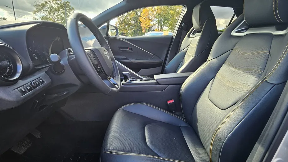 TOYOTA C-HR C-HR 2.0 Hybrid Dynamic Force Executive Premiere Edition