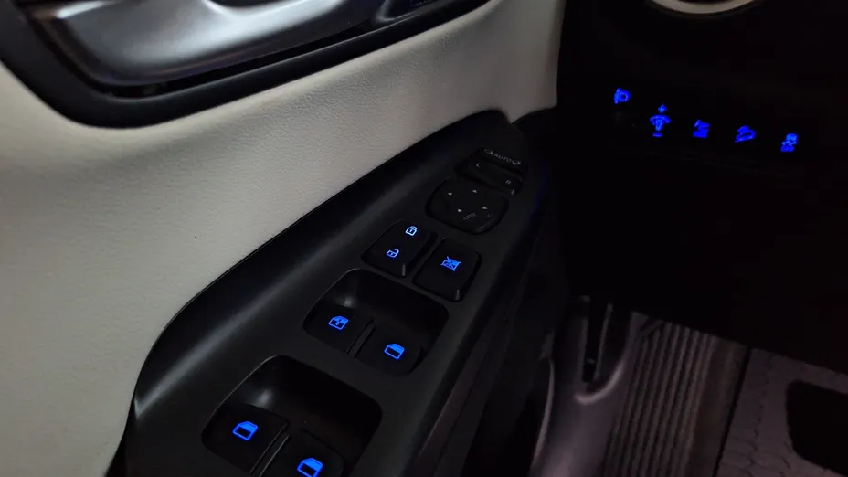 HYUNDAI Kona Kona 1.6 T-GDI Premium 4WD DCT