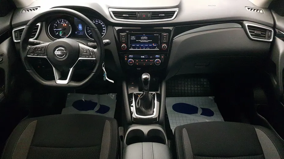 NISSAN Qashqai Qashqai 1.3 DIG-T Acenta DCT