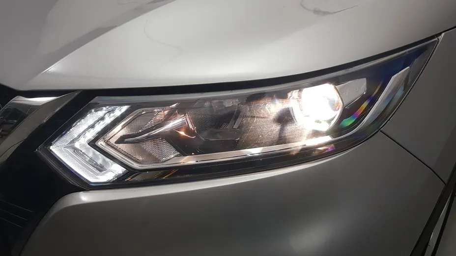 NISSAN Qashqai Qashqai 1.3 DIG-T Acenta DCT