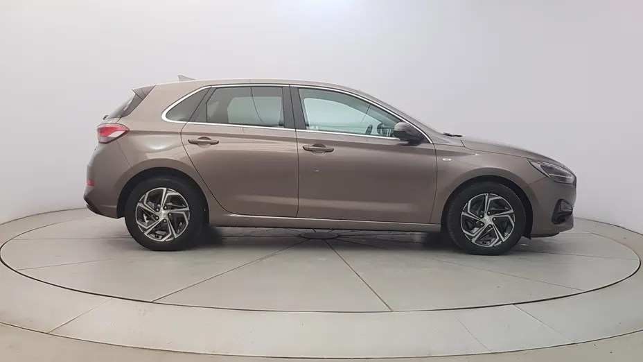 HYUNDAI i30 i30 1.5 T-GDI 48V Comfort DCT