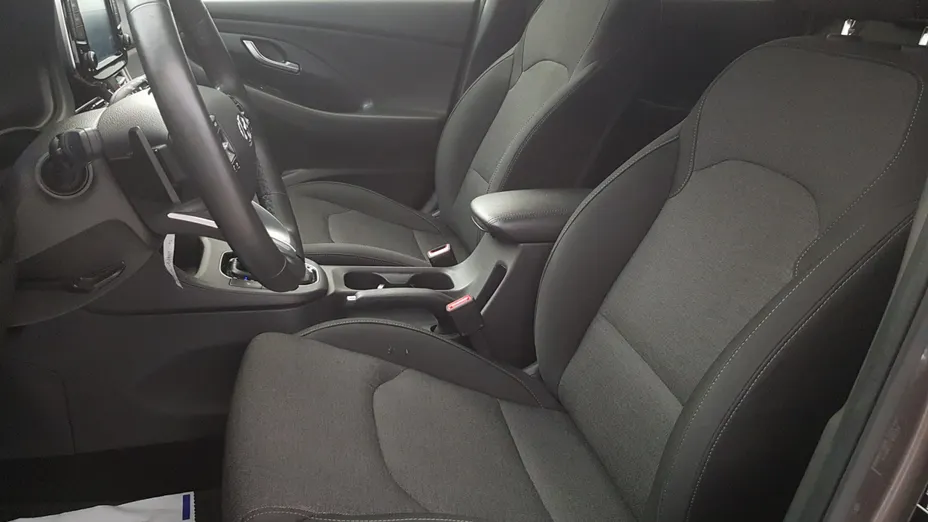 HYUNDAI i30 i30 1.5 T-GDI 48V Comfort DCT