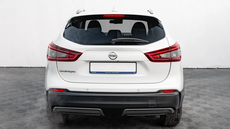 NISSAN Qashqai Qashqai 1.3 DIG-T N-Connecta