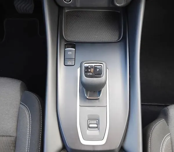 NISSAN Qashqai Qashqai 1.3 DIG-T mHEV N-Connecta