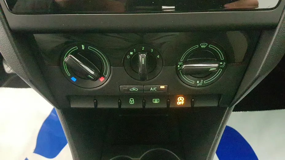 SKODA Rapid Rapid Spb. 1.0 TSI Ambition