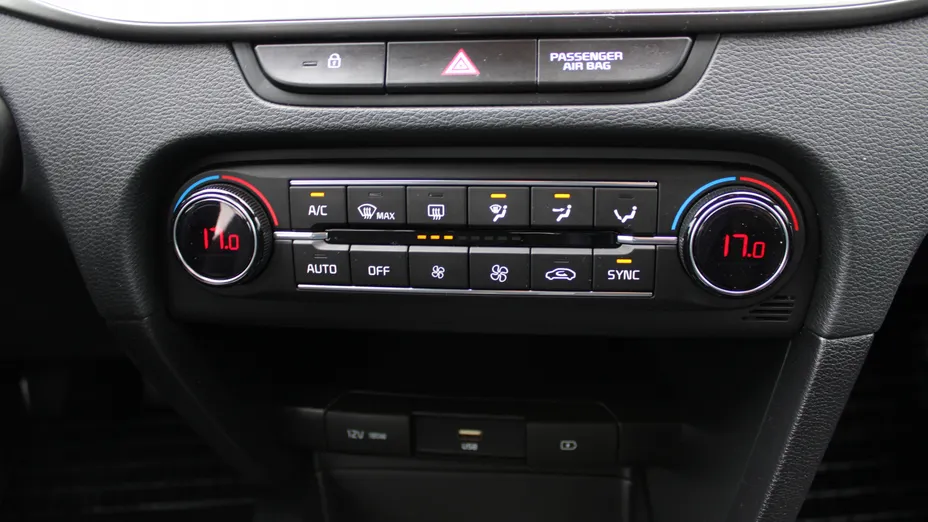 KIA Cee'd Ceed 1.4 T-GDI M