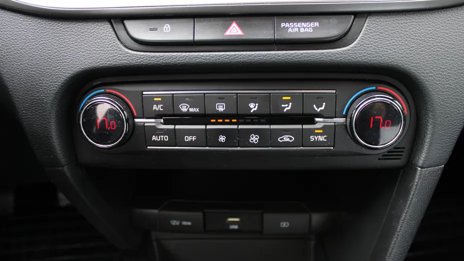KIA Cee'd Ceed 1.4 T-GDI M
