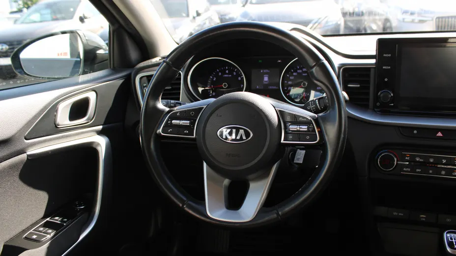 KIA Cee'd Ceed 1.4 T-GDI M