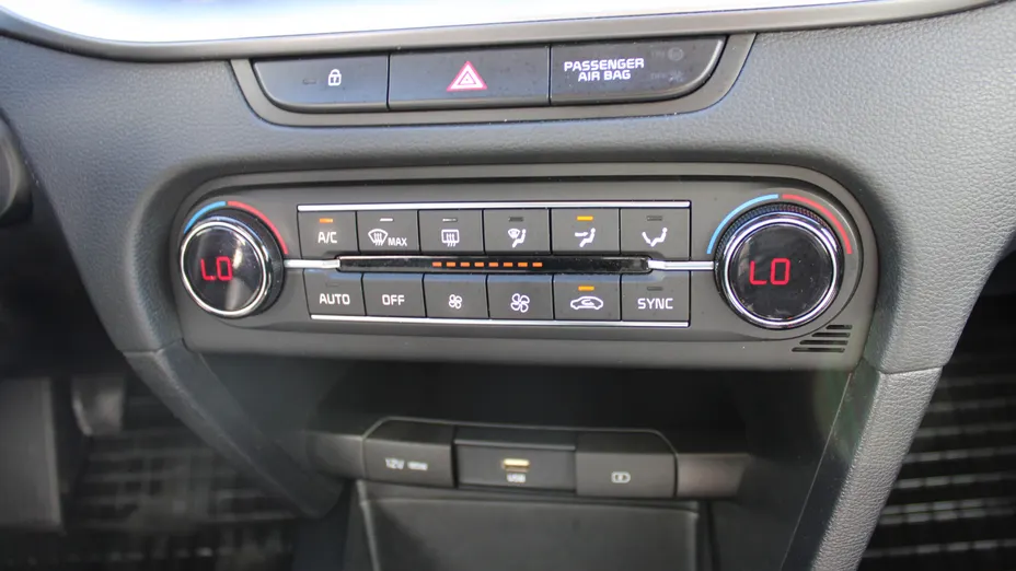 KIA Cee'd Ceed 1.4 T-GDI M