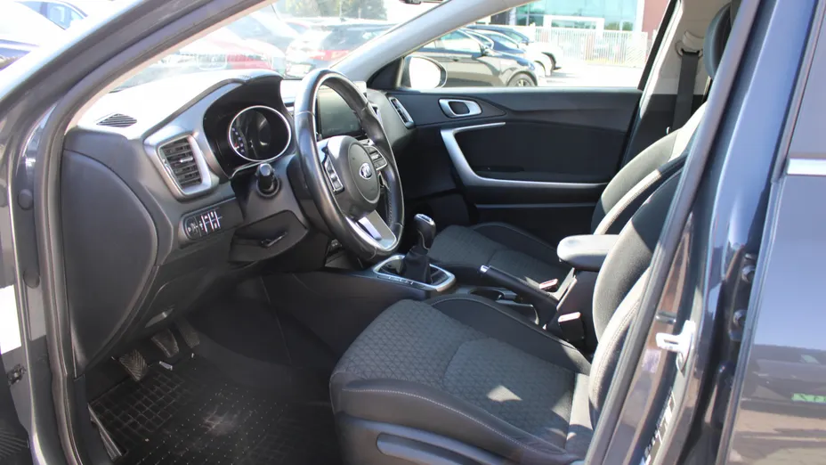 KIA Cee'd Ceed 1.4 T-GDI M