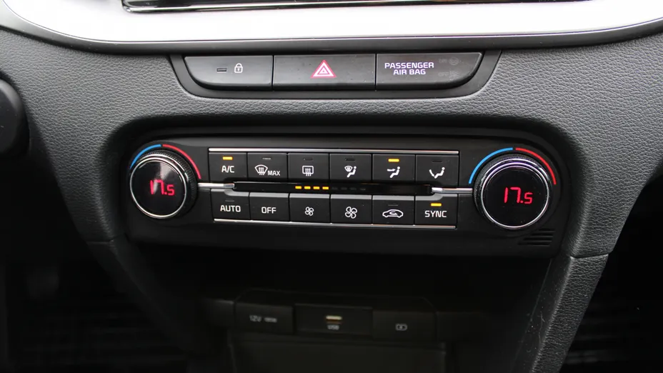 KIA Cee'd Ceed 1.4 T-GDI M