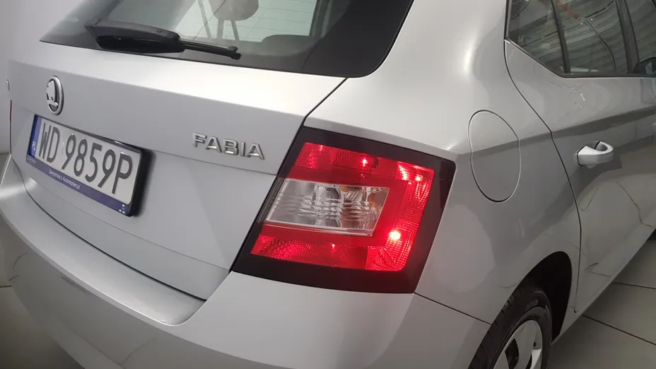 SKODA Fabia Fabia 1.0 TSI Ambition