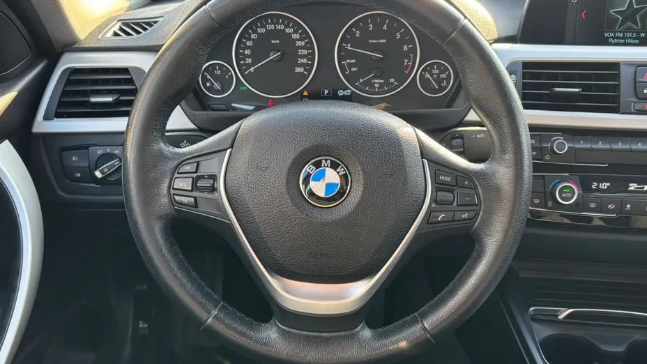 BMW Seria 3 318i GPF Advantage aut