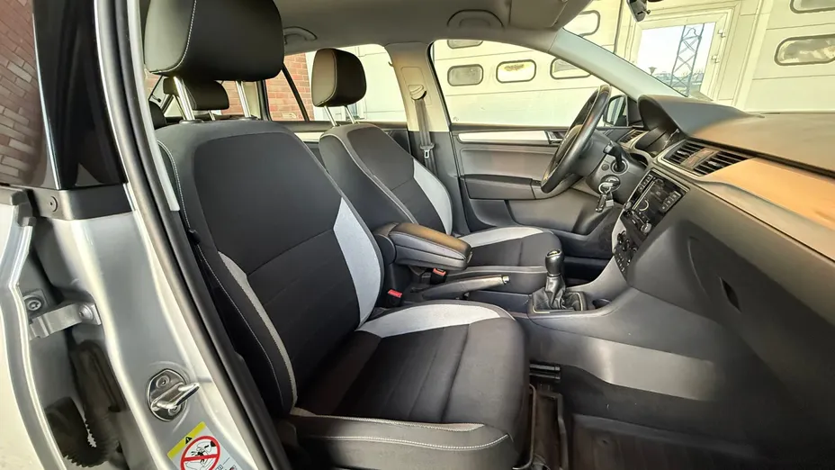 SKODA Rapid Rapid Spb. 1.0 TSI Ambition