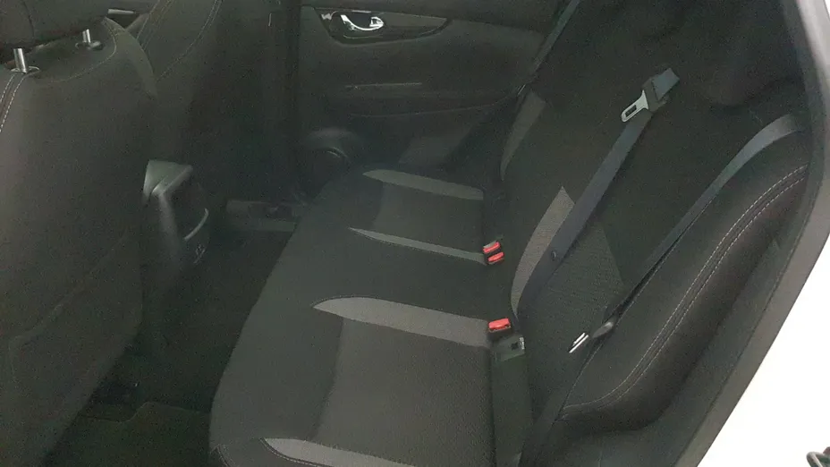 NISSAN Qashqai Qashqai 1.3 DIG-T N-Connecta EU6d