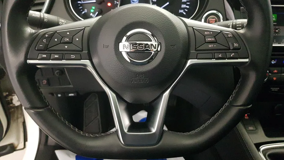 NISSAN Qashqai Qashqai 1.3 DIG-T N-Connecta EU6d