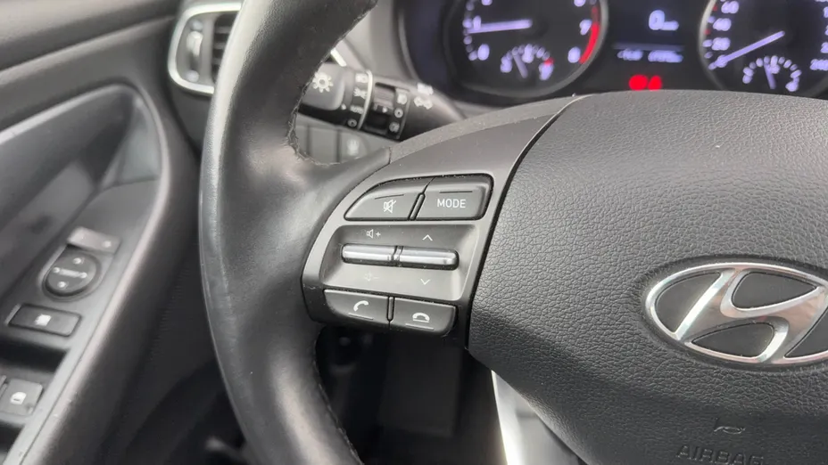 HYUNDAI i30 i30 1.5 DPI Classic +