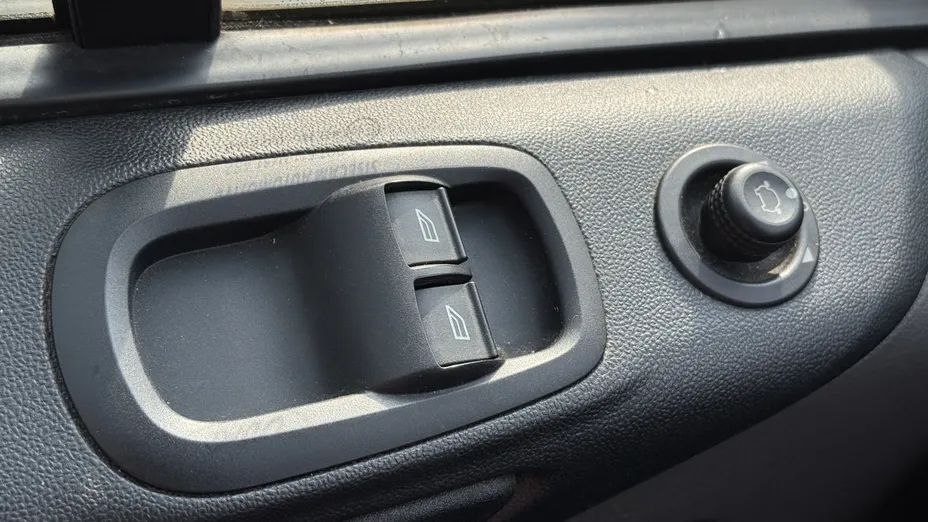 FORD Transit Custom Transit Custom Kombi 320 L2H2 Trend