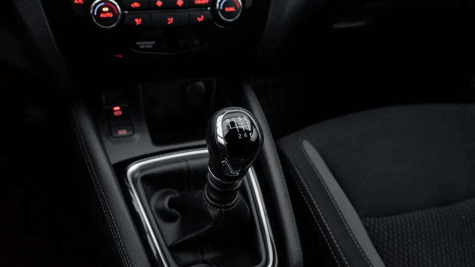 NISSAN Qashqai Qashqai 1.3 DIG-T Acenta