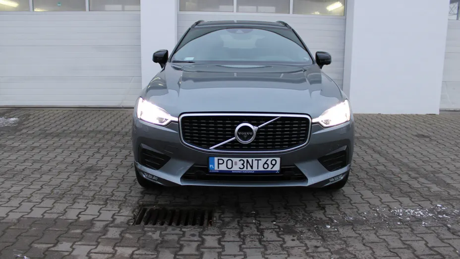 VOLVO XC60 XC60 B5 D AWD R-Design aut