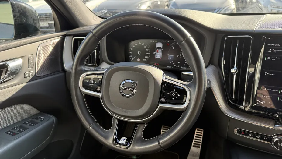 VOLVO XC60 XC60 B5 D AWD R-Design aut