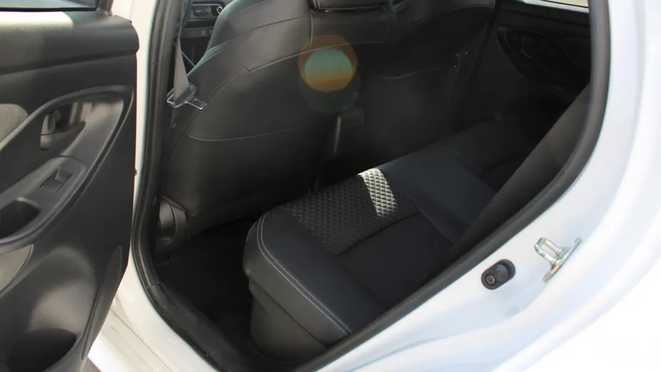 TOYOTA Yaris Yaris Hybrid 1.5 Selection Style