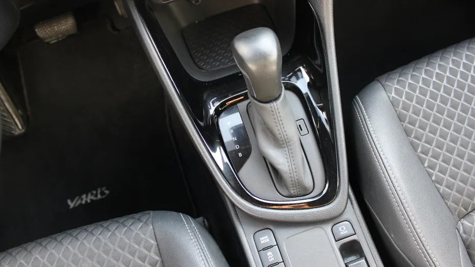 TOYOTA Yaris Yaris Hybrid 1.5 Selection Style