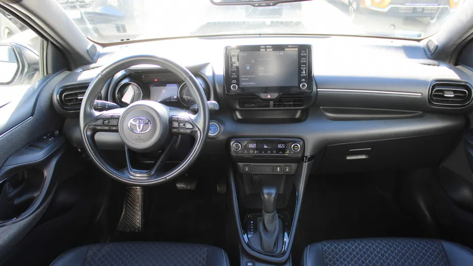 TOYOTA Yaris Yaris Hybrid 1.5 Selection Style