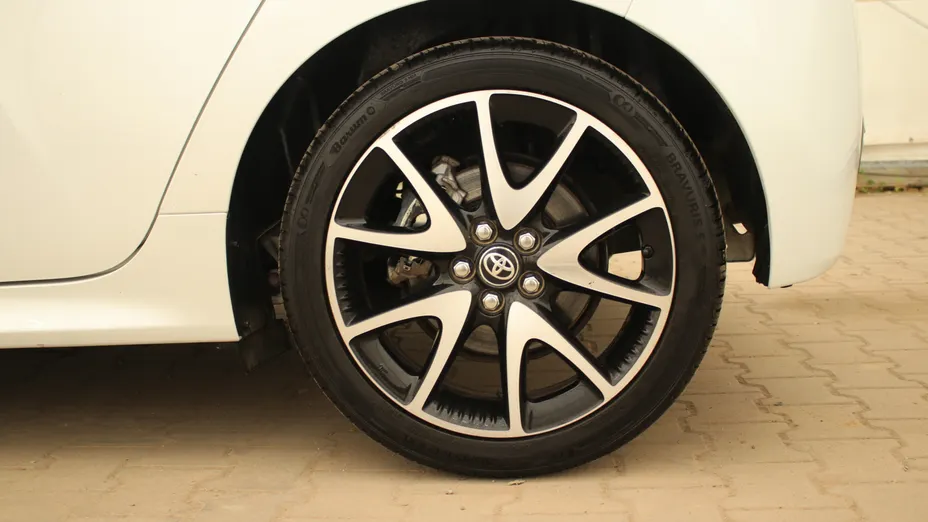 TOYOTA Yaris Yaris Hybrid 1.5 Selection Style