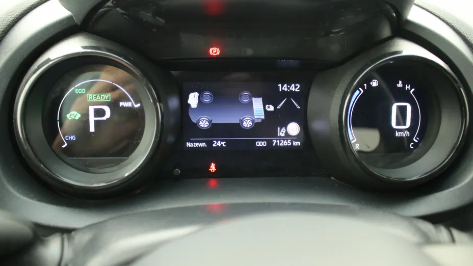 TOYOTA Yaris Yaris Hybrid 1.5 Selection Style