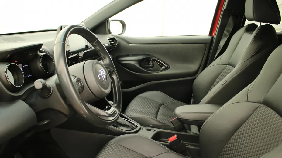 TOYOTA Yaris Yaris Hybrid 1.5 Selection Style