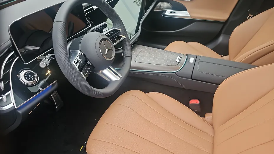 MERCEDES-BENZ E Klasa E 200 mHEV 4-Matic AMG 9G-Tronic Nowy