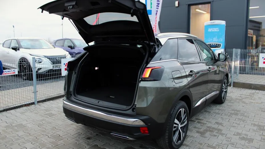 PEUGEOT 3008 3008 1.5 BlueHDi GT S&S EAT8