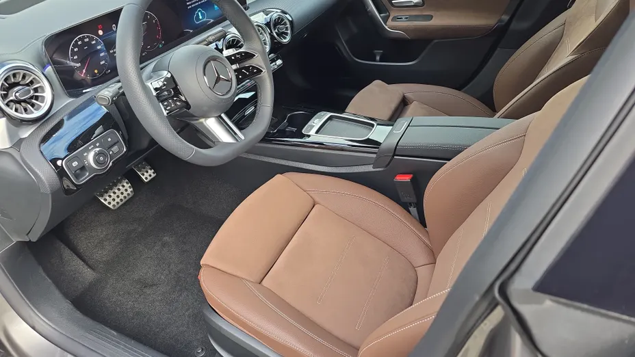 MERCEDES-BENZ CLA CLA 200 AMG Line 7G-DCT Nowy