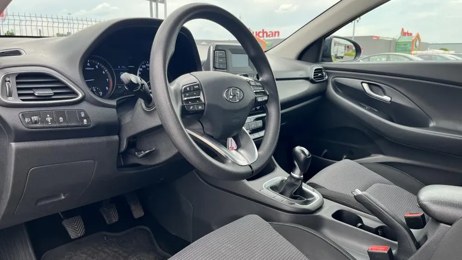 HYUNDAI i30 i30 1.5 DPI Classic +