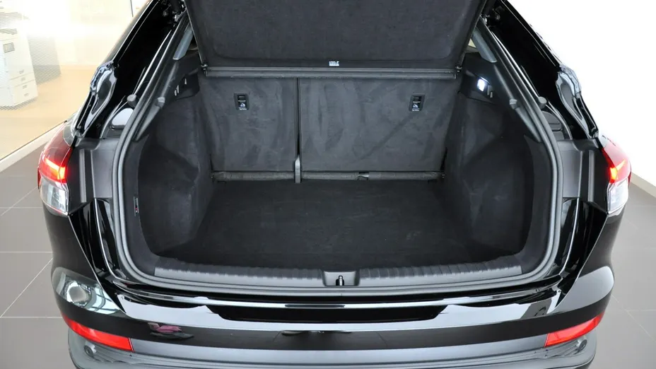 AUDI Q4 Q4 e-tron 40 77kWh Advanced