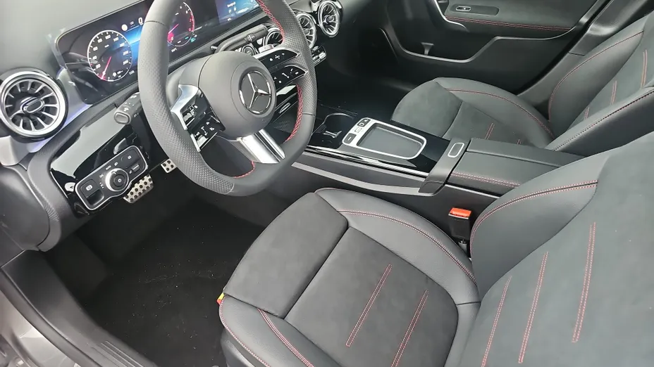 MERCEDES-BENZ A Klasa A 200 AMG Line 7G-DCT Nowy