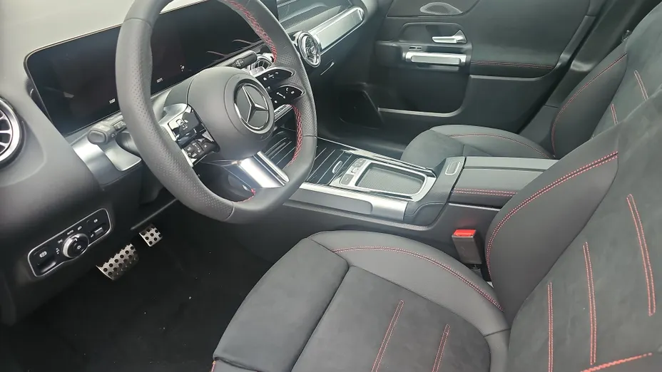 MERCEDES-BENZ GLB GLB 200 d 4-Matic AMG Line 8G-DCT Nowy