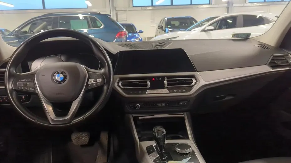 BMW Seria 3 320d mHEV aut