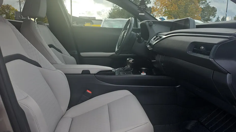 LEXUS UX UX 200 GPF F Impression 2WD