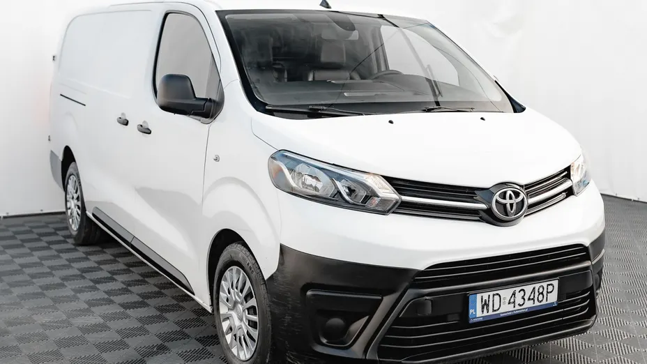 TOYOTA Proace Proace 2.0 D-4D Long 3,1t Active