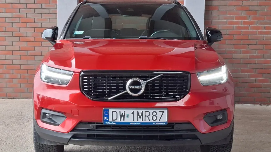 VOLVO XC40 XC40 T3 R-Design aut