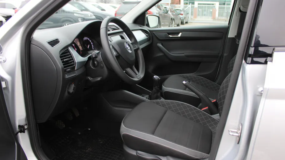 SKODA Fabia Fabia 1.0 TSI Ambition