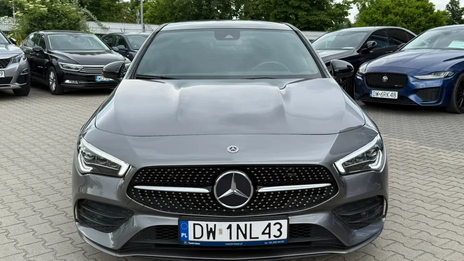 MERCEDES-BENZ CLA CLA 200 AMG Line 7G-DCT