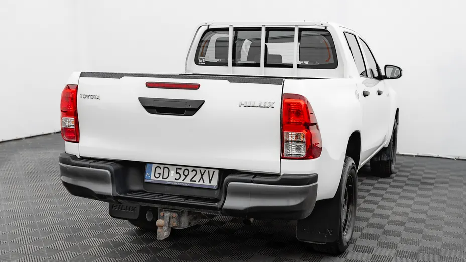 TOYOTA HiLux Hilux 2.4 D-4D Double Cab DLX 4x4