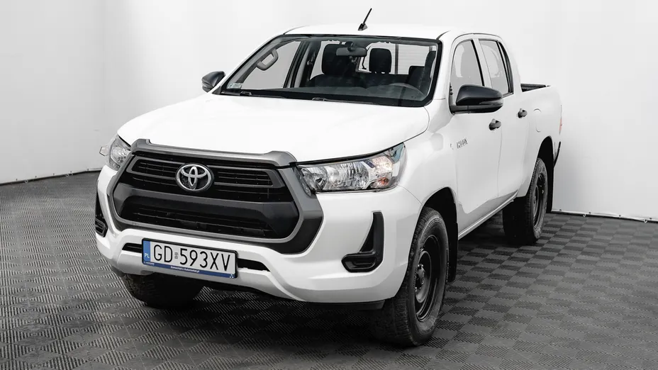 TOYOTA HiLux Hilux 2.4 D-4D Double Cab DLX 4x4